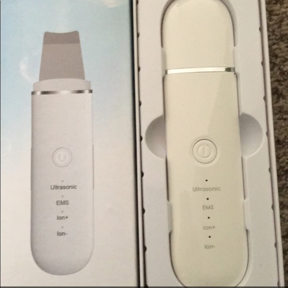 Ultrasonic exfoliating wand